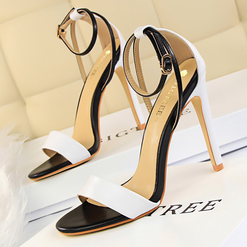 Kadın Siyah-Beyaz Muhtasar Der - Women Shoes Formal incelemesi ve fiyatı